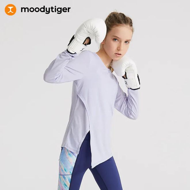 星空体育平台·app好穿又好看的儿童和成人运动服带着孩子动起来吧！(图12)