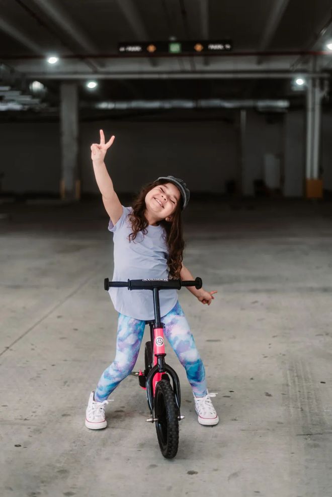 星空体育平台·app好穿又好看的儿童和成人运动服带着孩子动起来吧！(图18)