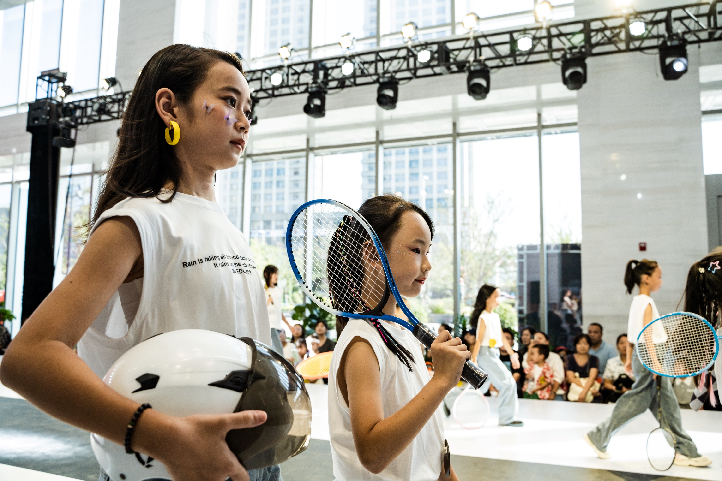 星空体育官网2024“银丰地产杯”青岛时尚体育季“运动宝贝”I-M MODEL 少儿健身时尚步态大赛(图6)