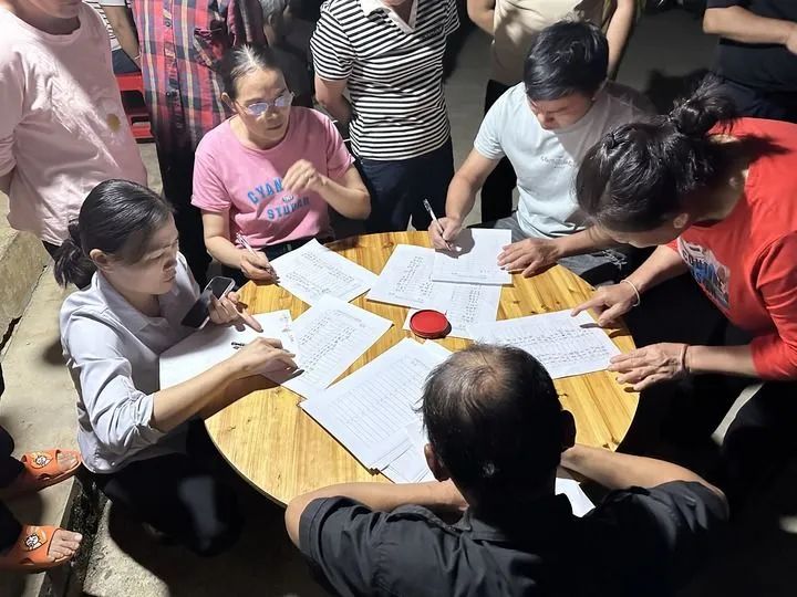 夜访乡镇能看到什么？新华每日电讯记者告诉你(图3)