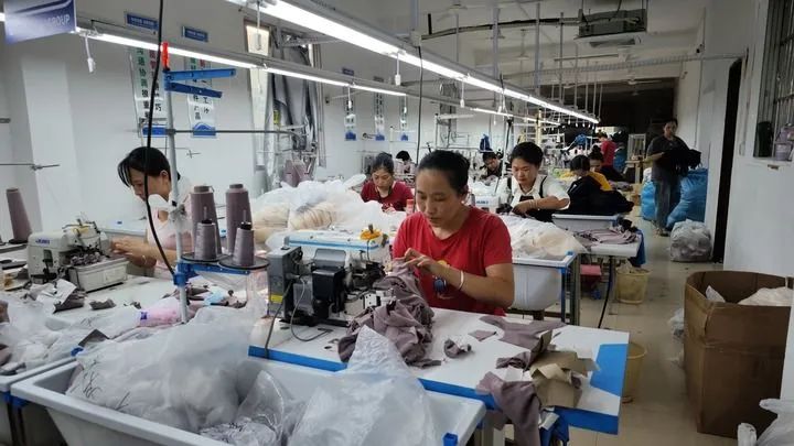 夜访乡镇能看到什么？新华每日电讯记者告诉你(图6)