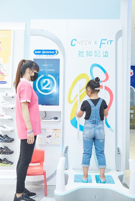 千人跳绳刷新吉尼斯世界纪录！跳绳冠军分享儿童运动鞋挑选秘籍(图6)