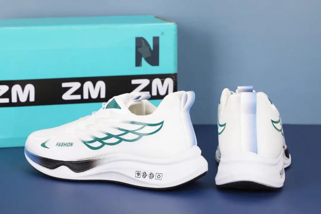 动感率性的透气运动鞋不到百元却穿出千元舒适感秋冬穿爽爆了！(图17)