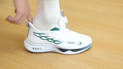 动感率性的透气运动鞋不到百元却穿出千元舒适感秋冬穿爽爆了！(图16)