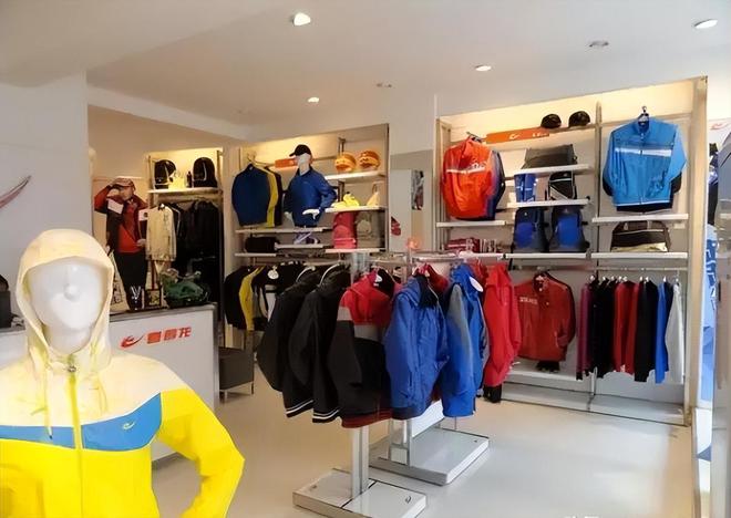 曾经红极一时如今却跌落神坛的4个国产运动鞋你还记得几个？(图15)