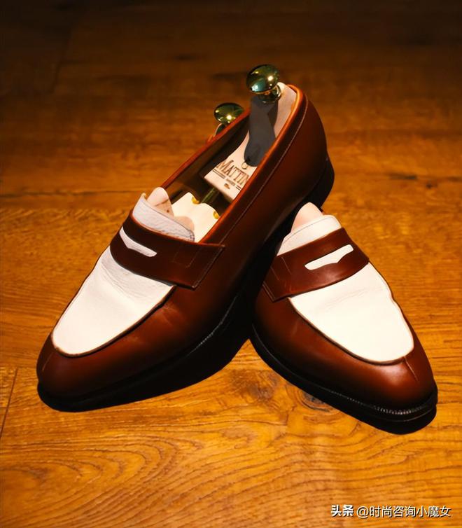 难怪男人不穿运动鞋了今春开始流行“绅士鞋”优雅舒适又高级(图2)