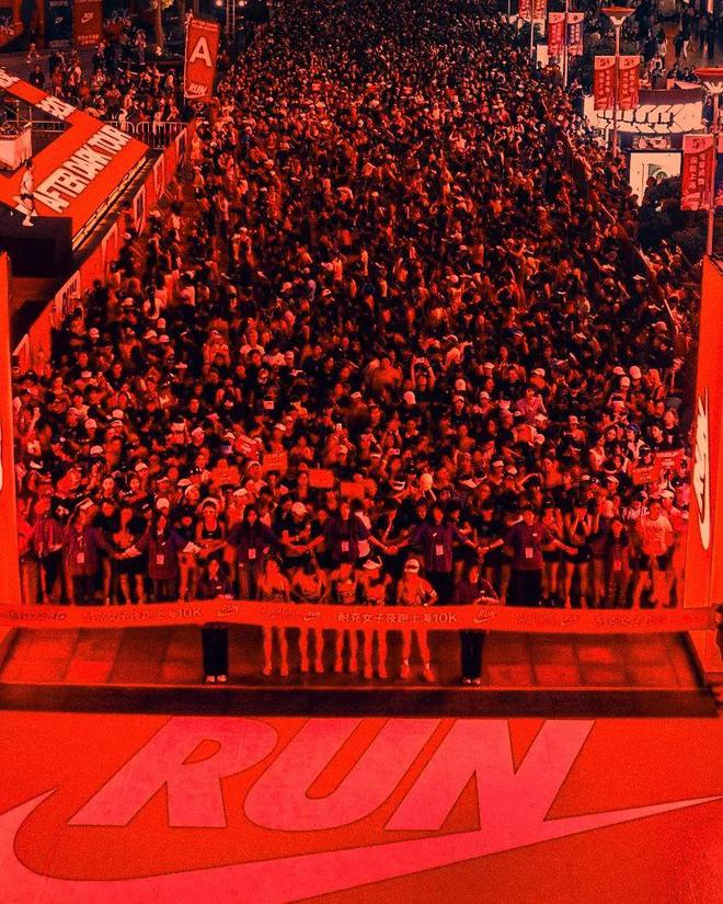 女性户外运动服装不再只是“男性缩小版”(图31)