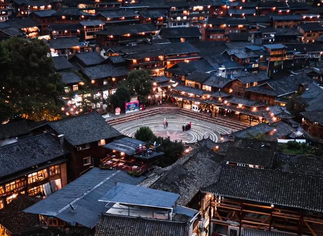 贵州旅游最新攻略贵州旅游4天3晚最佳指南四日跟团游花费(图2)