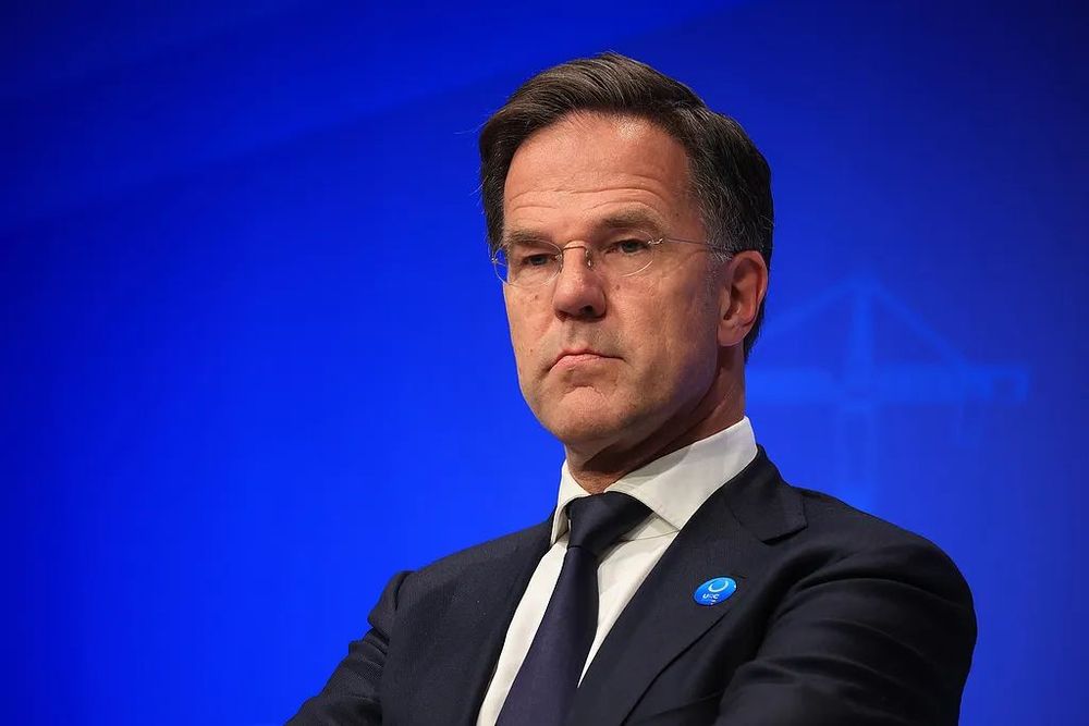 7点出发丨“乘客请稍等你的司机师傅救个火就来！”(图5)