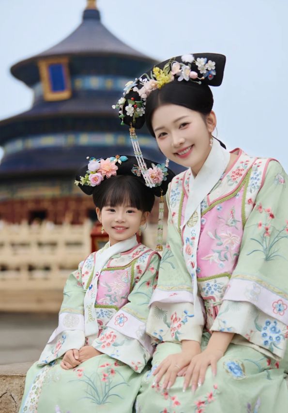 北京旅游4天3晚路线行程攻略北京四日游报团价格打卡指南(图1)