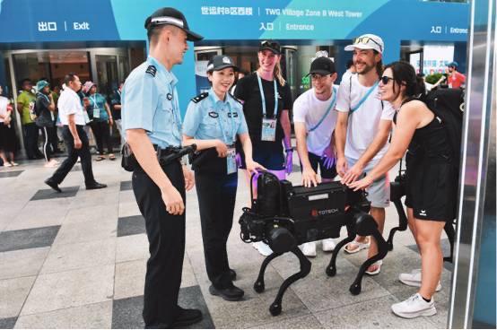 成都公安党建引领铸就世运安保铁军(图4)