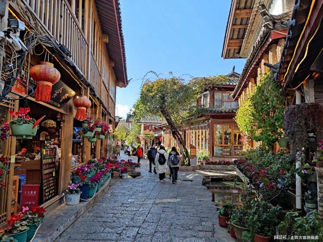 十月带孩子去云南游玩六天五晚跟团行攻略必玩景点+路线+花费(图1)